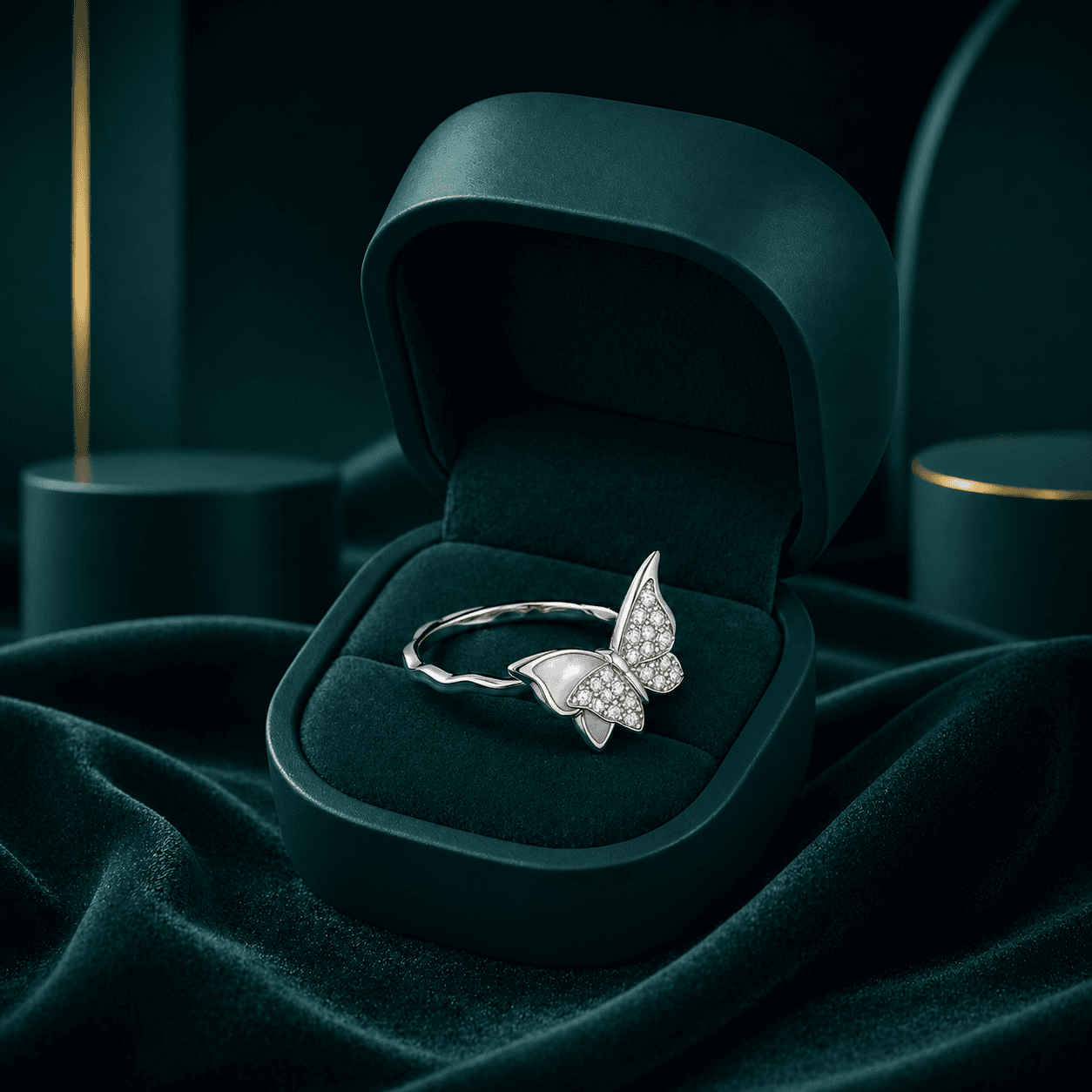 Fluttering Wings Diamond-Cut Ring alternate view