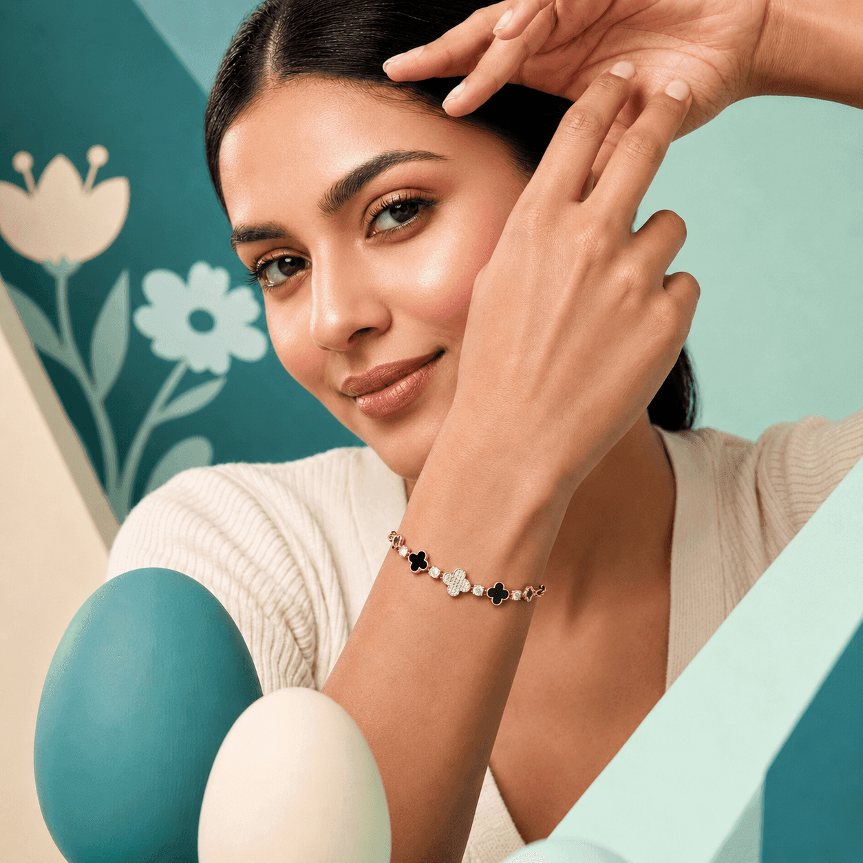 Clover Aurabloom Chain Bracelet