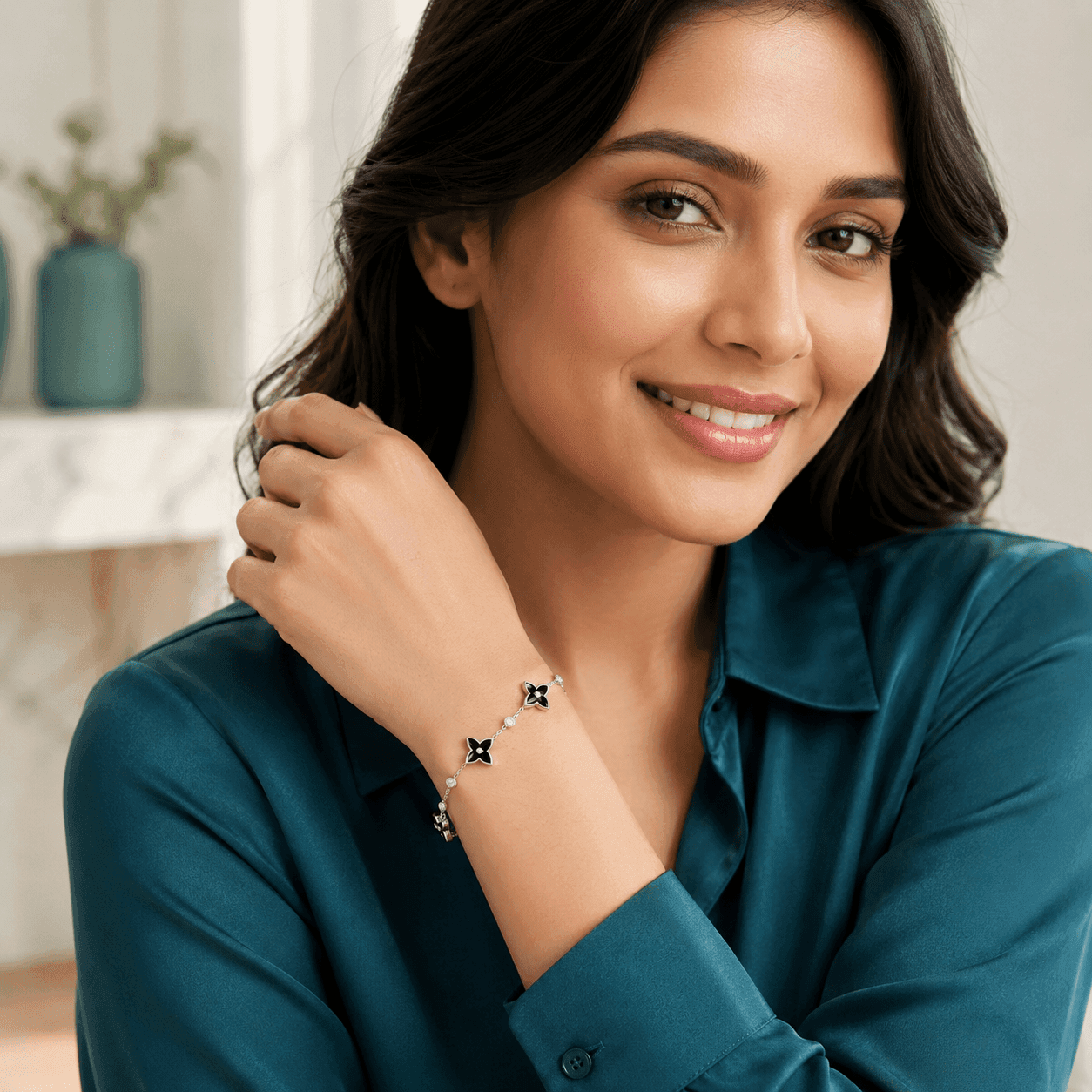 Minimalist Square Motif Chain Bracelet
