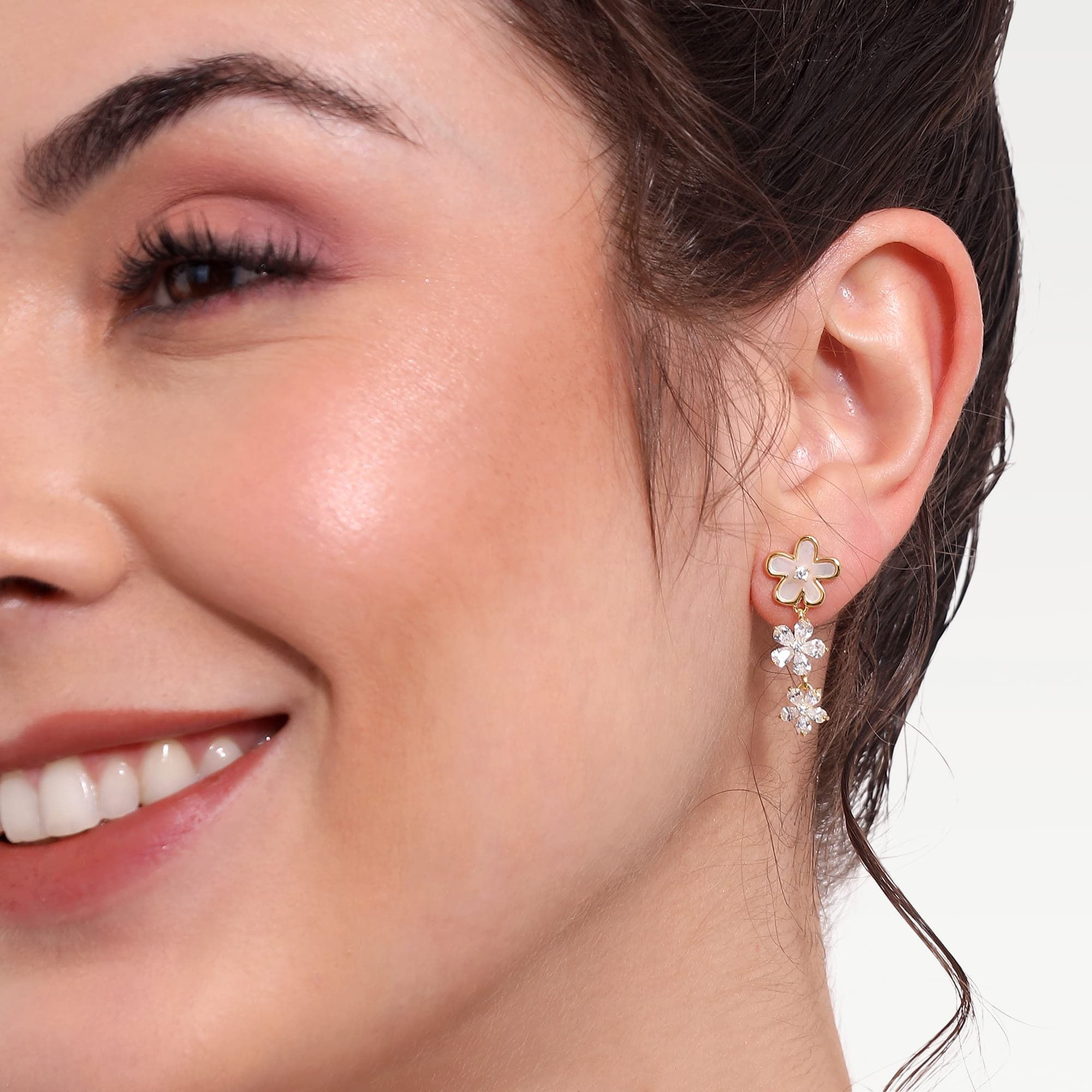 Aurelia Bloom Earring alternate view