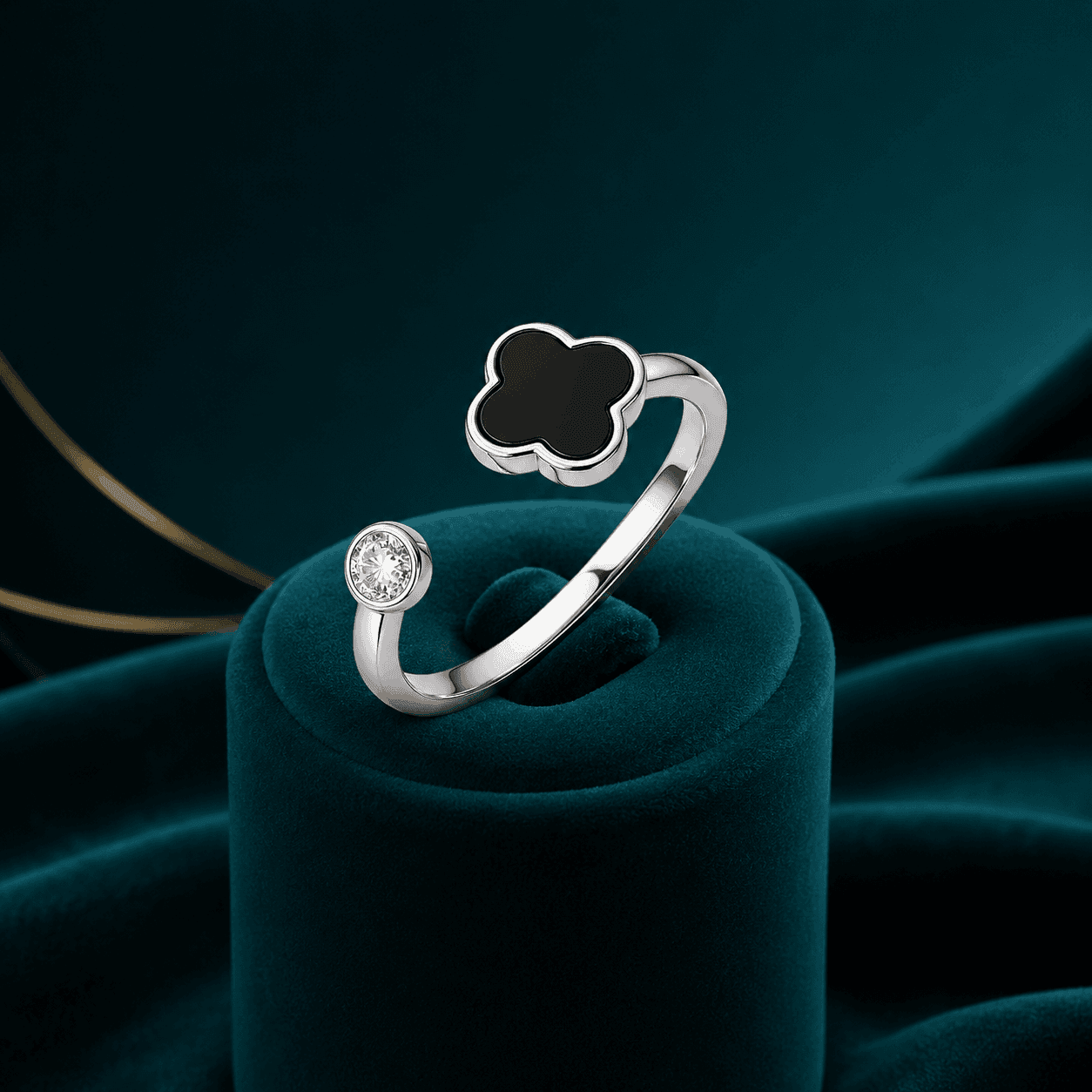 Sleek Black Clover Minimalist Ring alternate view